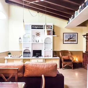 https://corral-de-la-o-triana-apartment.es-andalucia.com